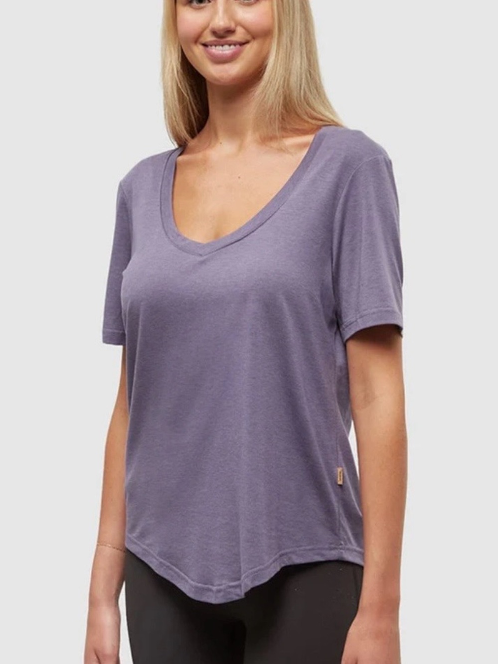 Tentree Treeblend NWT Brackley Short Sleeve T Shirt Lilac Chalk Heather Small
